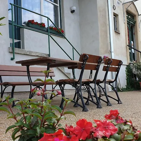 Apartament V Soukromi Mlázovice