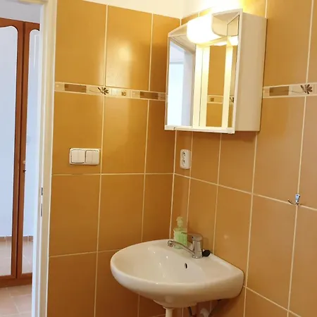 V Soukromi Apartament Mlázovice
