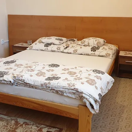 V Soukromi Apartament Mlázovice